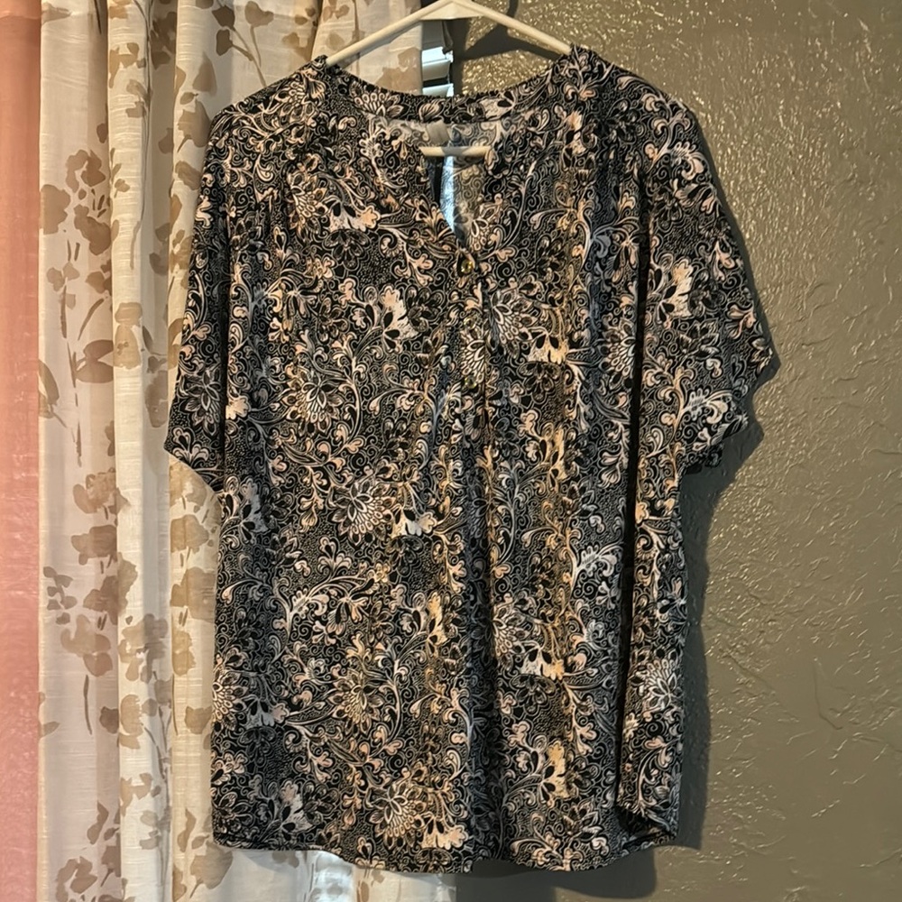Floral Patterned Women's Top